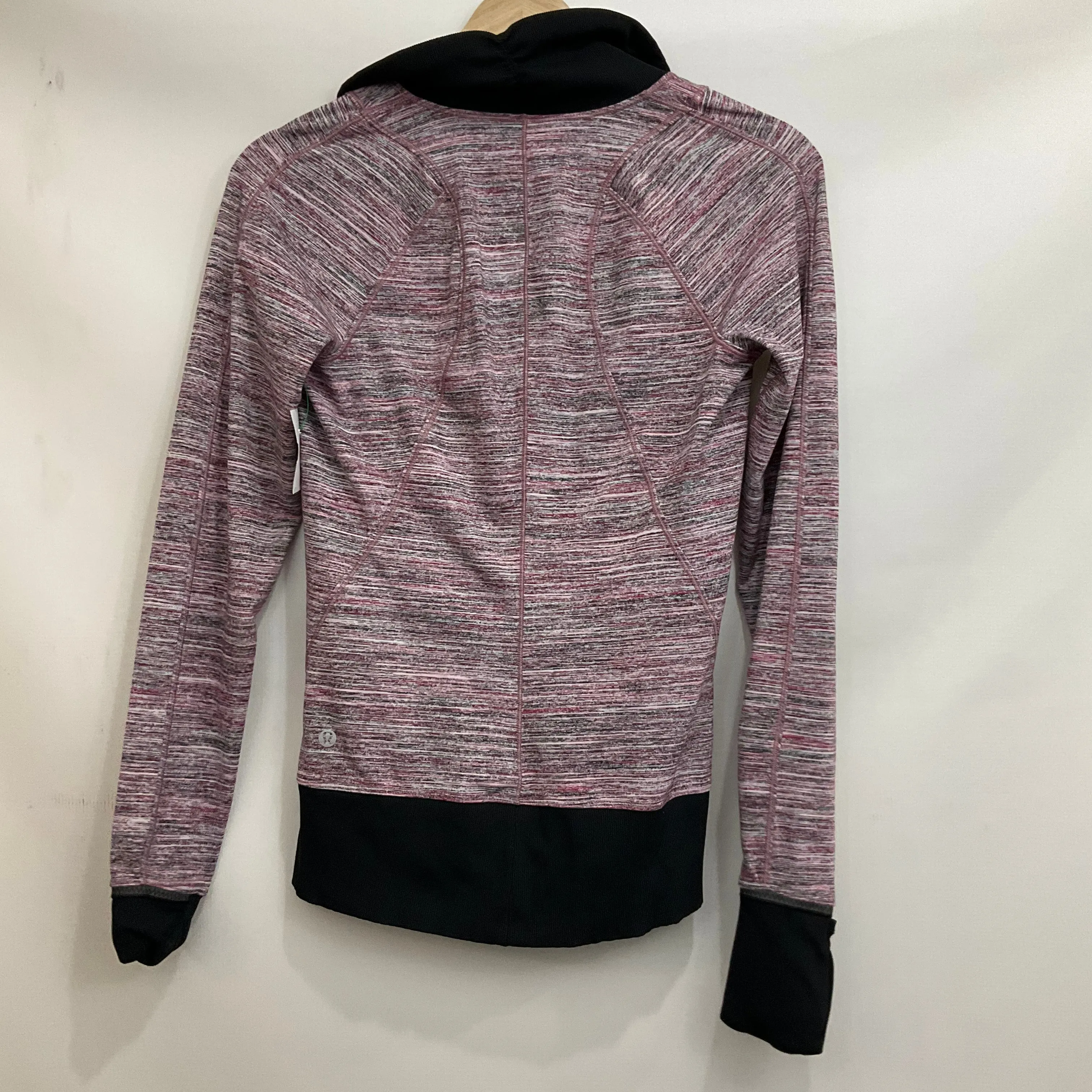 Athletic Top Long Sleeve Collar By Lululemon In Multi-colored, Size: 6