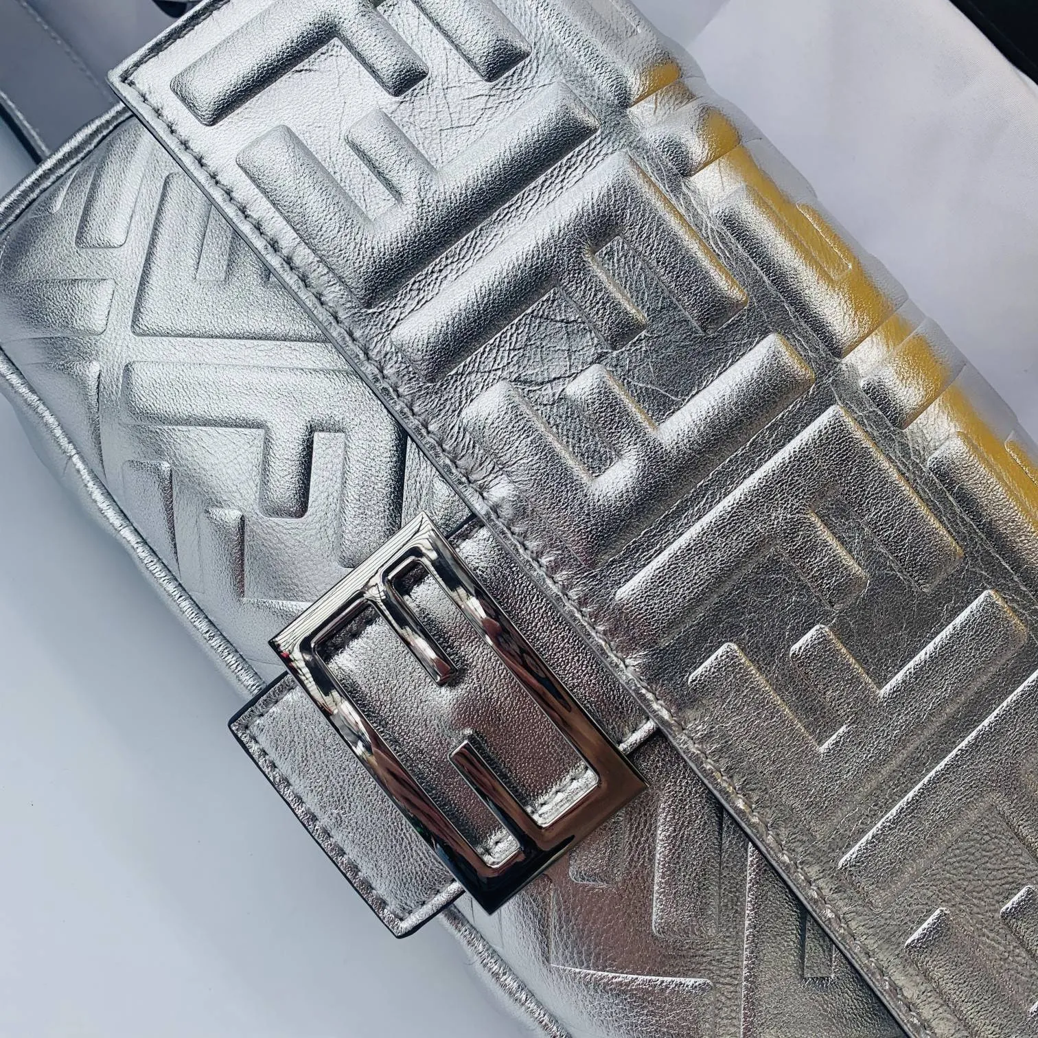 EN   Designer bags by Fendi 178