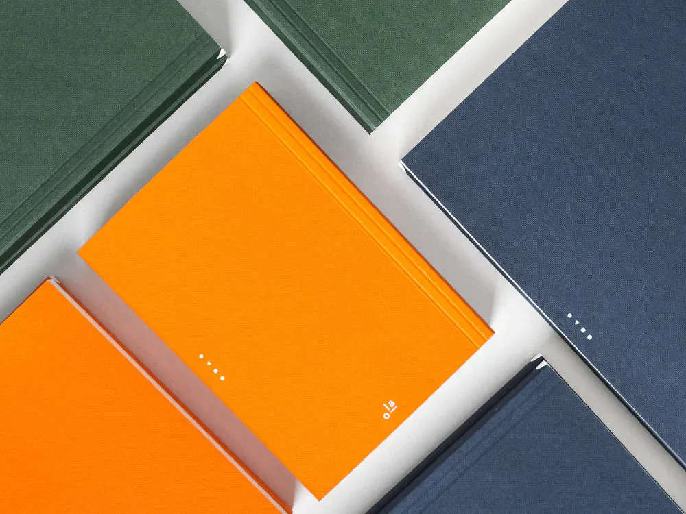 OLA Pocket Flat Lay Notebook in Circle Orange - Plain