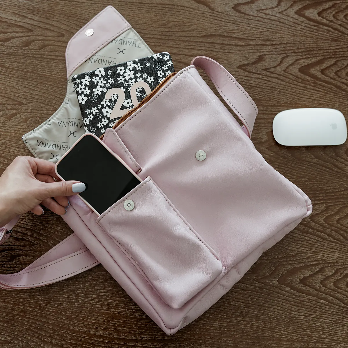 Tablet Sling Leather