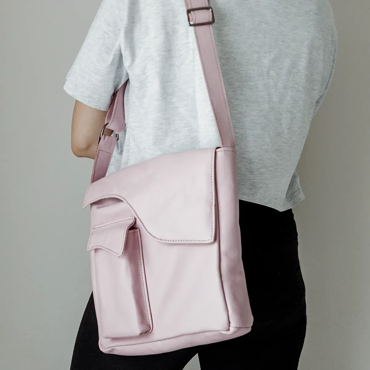 Tablet Sling Leather